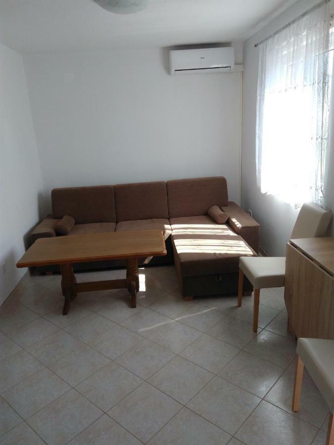 Apartments Vido Vodice Luaran gambar
